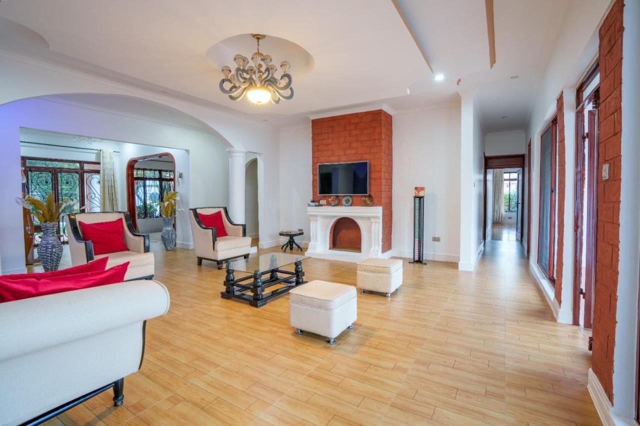 Sprunger Avenue - Tulia Homes Moshi Ngoại thất bức ảnh