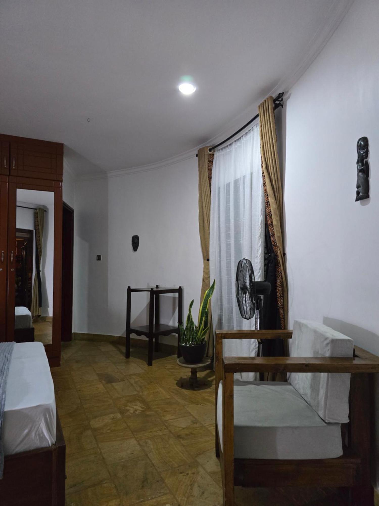 Sprunger Avenue - Tulia Homes Moshi Phòng bức ảnh